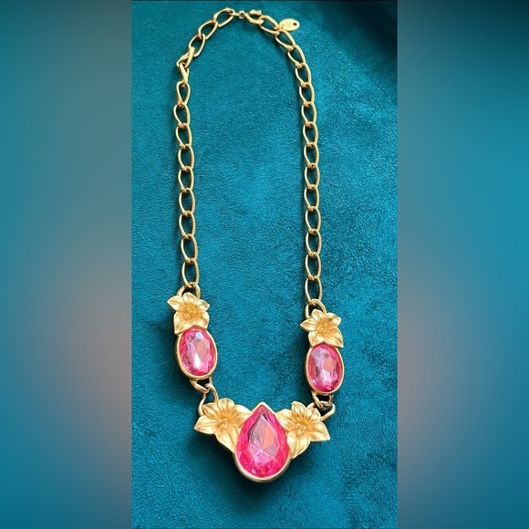 Rare 1970´s Trifari by Kunio Matsumoto Gold Plated...